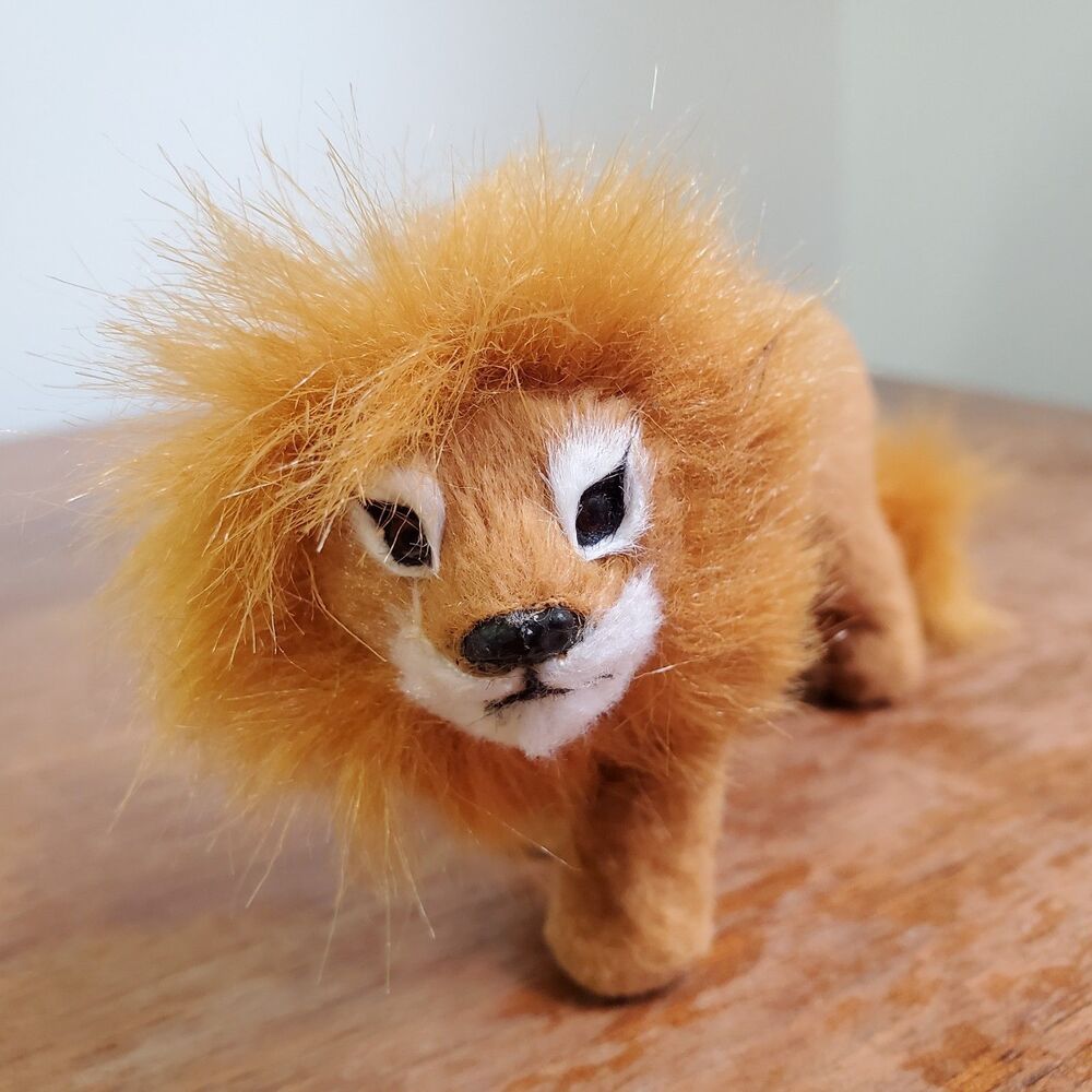 Wondershop Christmas Ornament Lion 4" Faux Fur Brown White Realistic Discontinue